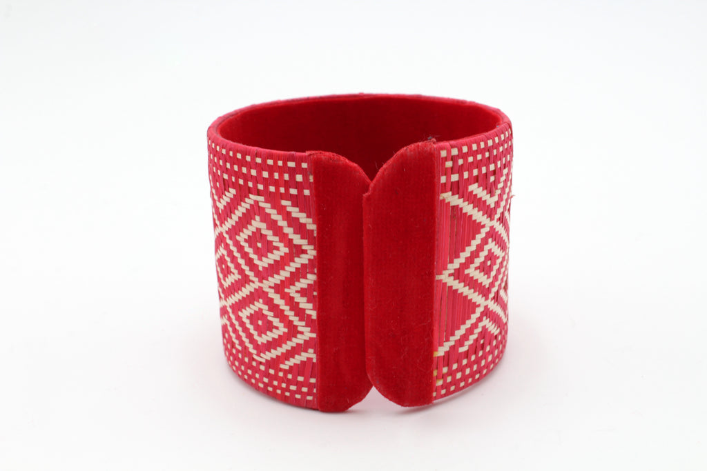 Red Diamond - Large Cuff Caña Flecha Bracelet