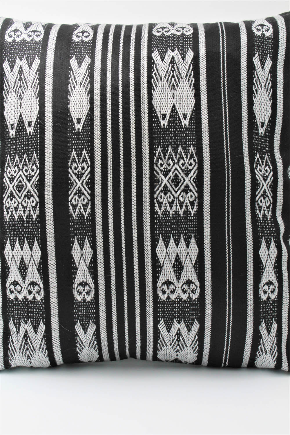 El Mar Pillow Collection: Black and White Fish with Black Tassels 2
