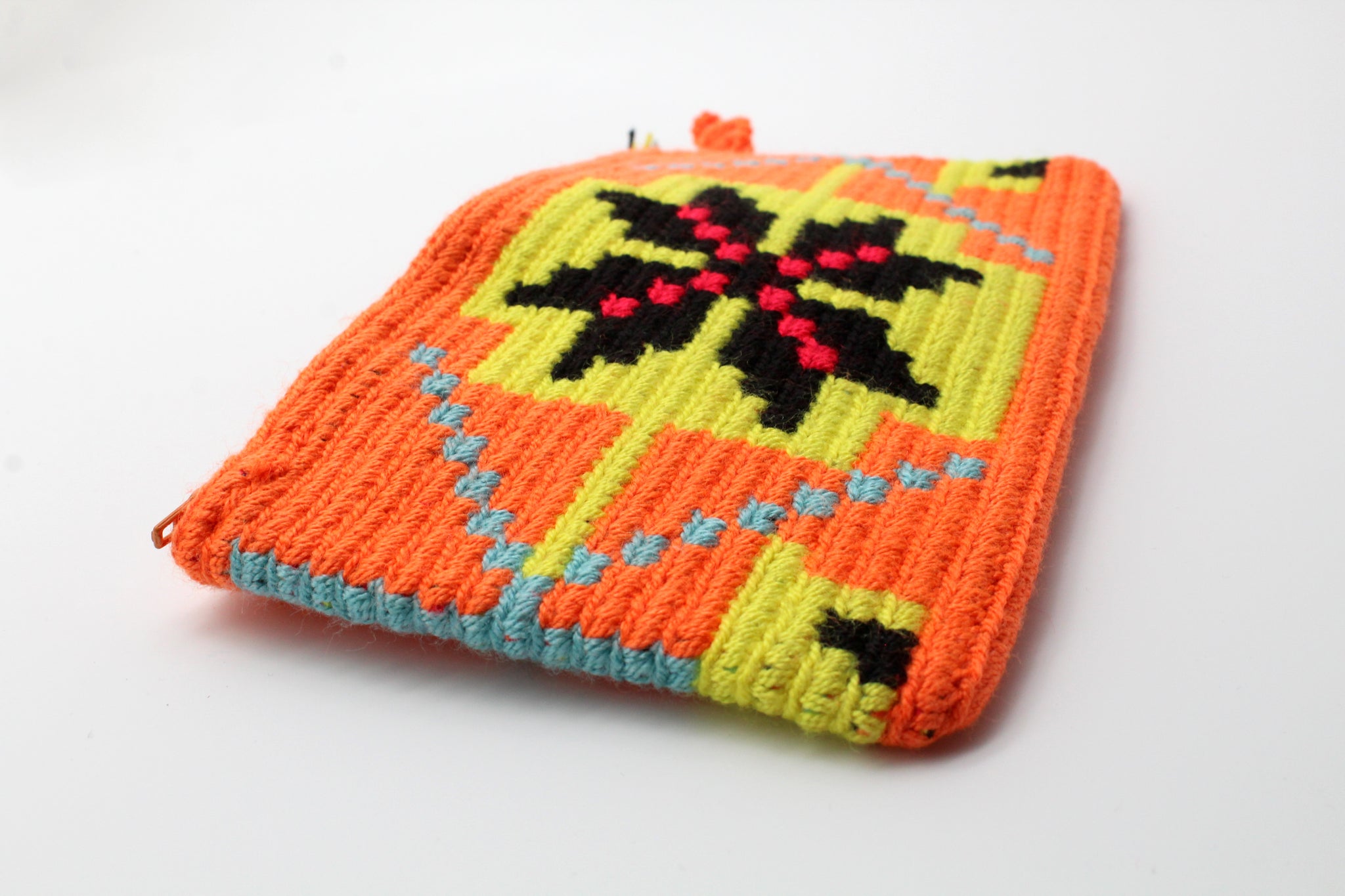 Flor Negra Small Wayuu Wallet